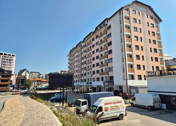 S&n Cvjetkovic شقة